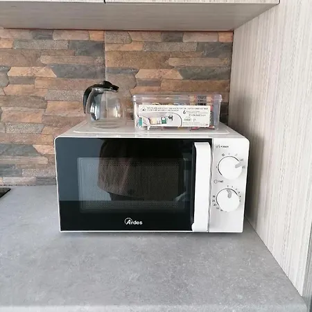 Elenas 1 Bedroom In Center Apartment *