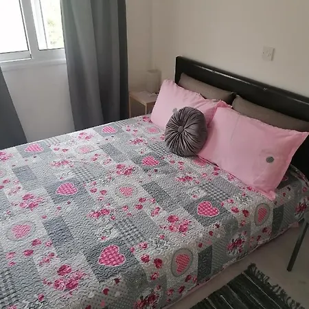 Elenas 1 Bedroom In Center *