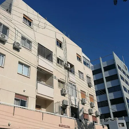 Elenas 1 Bedroom In Center Апартаменты *